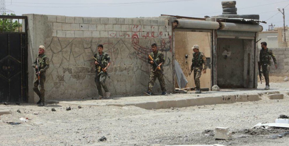 Η περιοχή της Sinna, στα ανατολικά της Raqqa, απελευθερώθηκε από την ISIS