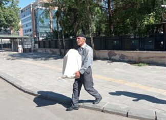 Το πτώμα ενός Κούρδου επεστράφη στην οικογένειά του σε πλαστική σακούλα